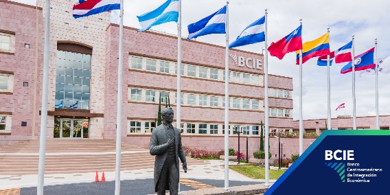 Honduras reafirma su compromiso al fortalecimiento patrimonial del BCIE mediante pago adelantado de cuarta cuota de capital