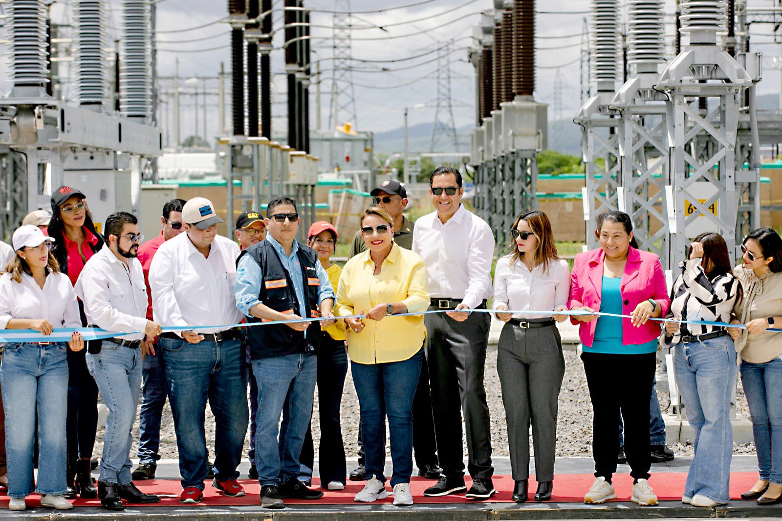 Xiomara Castro inaugura ampliación de la subestación eléctrica de Toncontín y anuncia beneficios para 40,000 familias