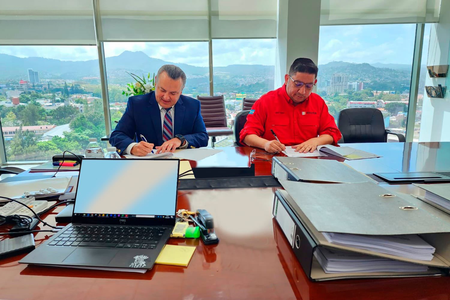 Erick Tejada destaca ahorro millonario y reducción de pérdidas tras salida de la EEH