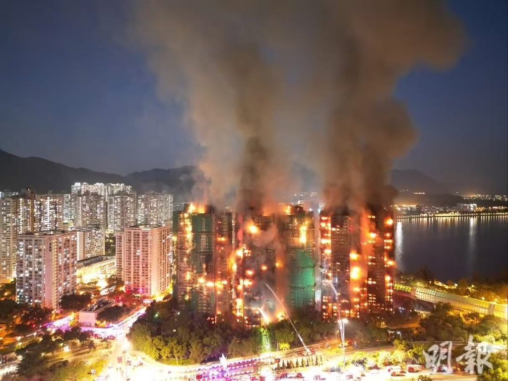 Incendio en Hong Kong deja decenas de muertos y cientos desaparecidos