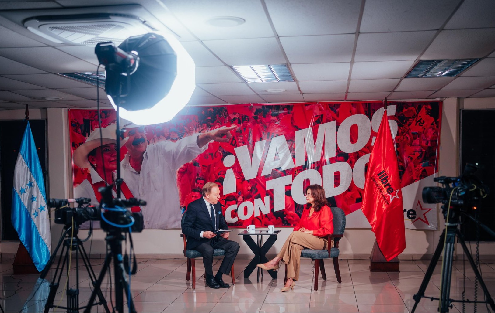 Rixi Moncada denuncia “golpe electoral” e injerencia de EE.UU. en entrevista con teleSUR