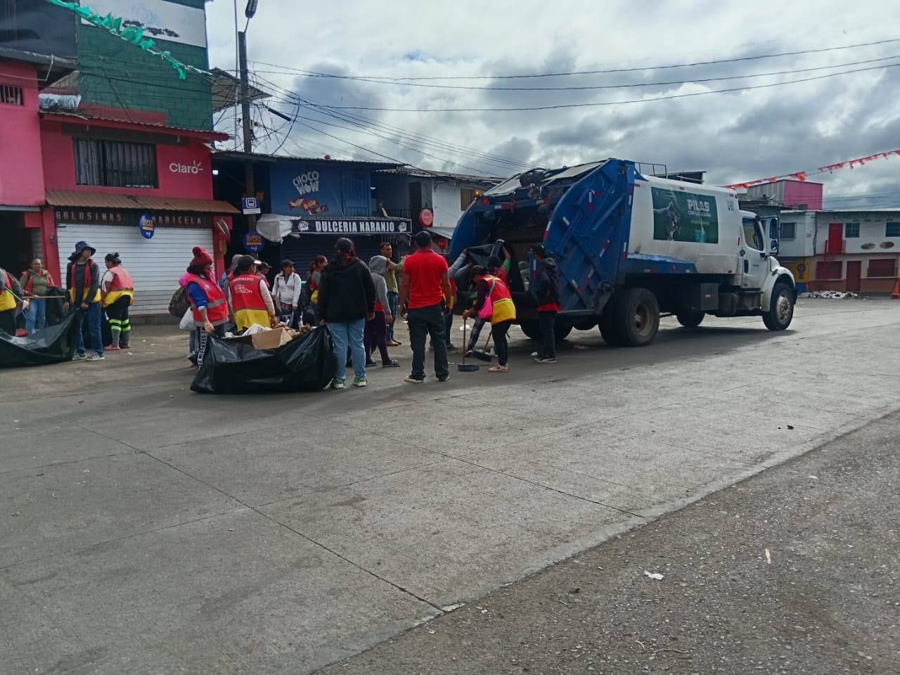 AMDC arranca el A&ntilde;o Nuevo con operativos de aseo en mercados capitalinos