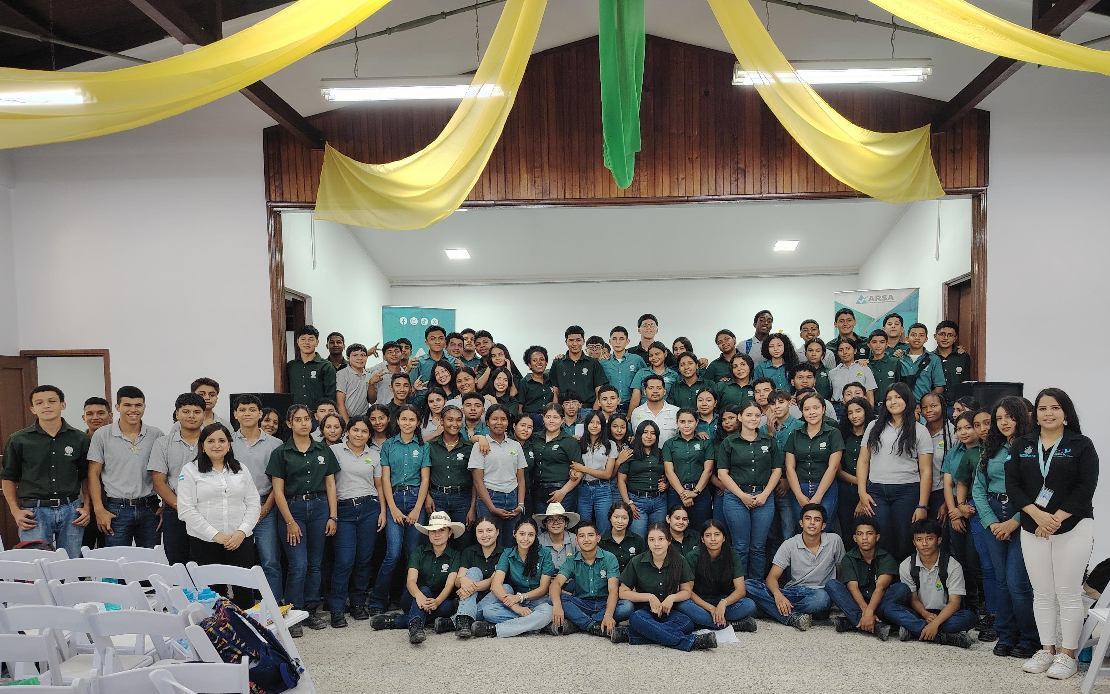 La ARSA fortalece habilidades técnicas de estudiantes del Centro de Innovación Tecnológico Agrícola en Comayagua