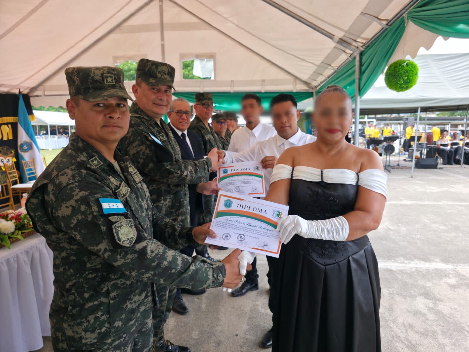 Más de 400 privados de libertad se gradúan del Programa de las 3Rs