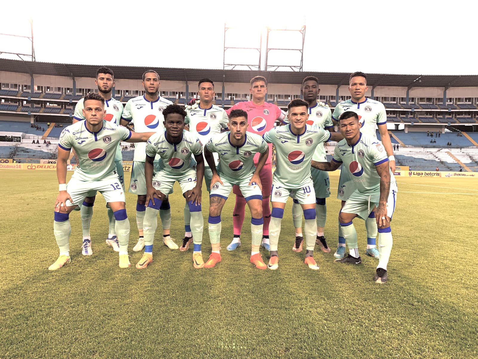 Motagua se acordó de golear y el Honduras Progreso le saca un punto al Olimpia