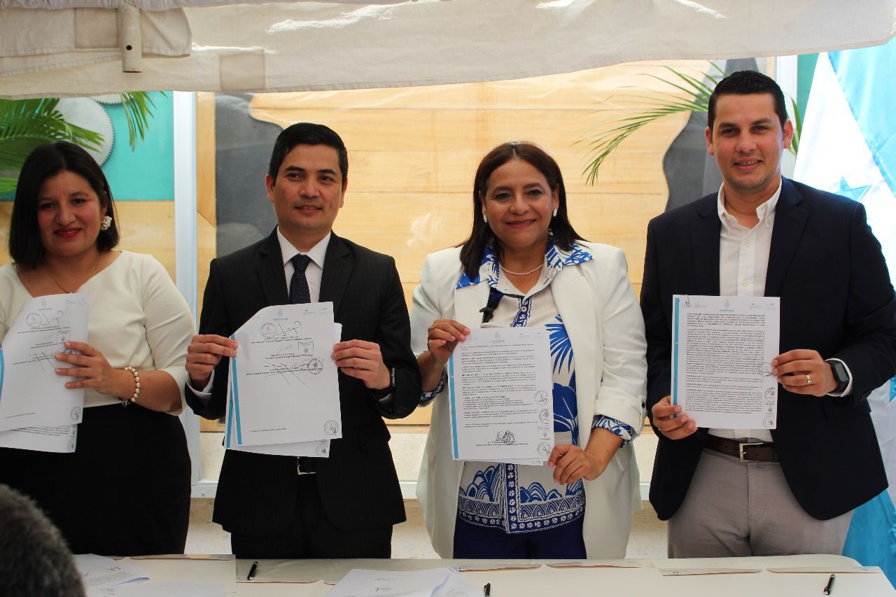 Gobierno unifica esfuerzos para reducir el impacto ambiental del transporte...