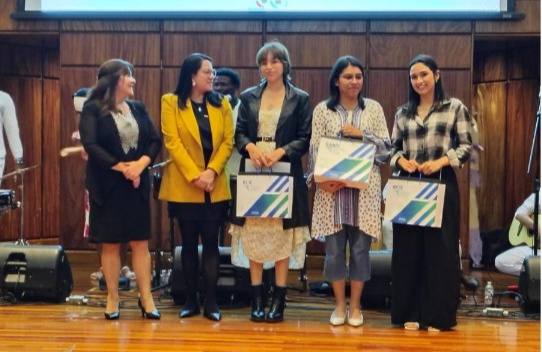 Estudiantes de la UPNFM ganan concurso de cuento organizado por la embajada de Colombia