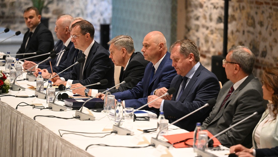 El Kremlin reacciona a las amenazas de Ucrania al líder de la delegación rusa en las negociaciones.