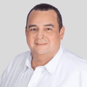 Invito públicamente al candidato del Partido Nacional a que contemos juntos: revisar cada una de la...