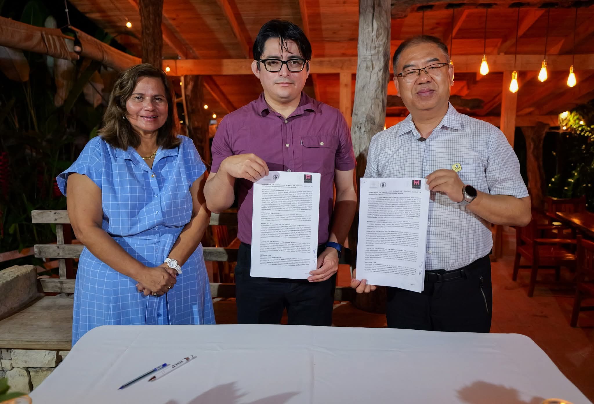 IHAH firma convenio con Museo de Shanghái para divulgar patrimonio cultural