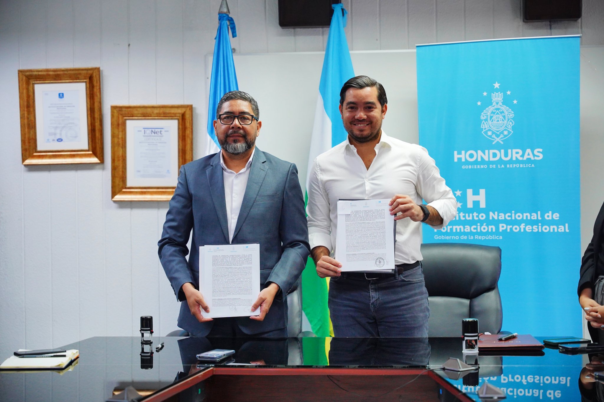 INFOP y el FHIS firman convenio para el desarrollo de un nuevo programa de Formación Profesional