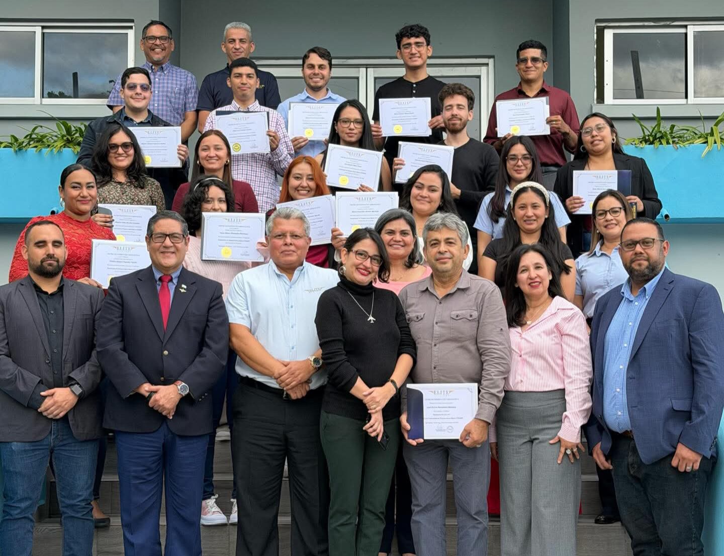 Aeronáutica Civil clausura con éxito el Programa Inicial ATC Aeródromo para nuevos aspirantes a c...