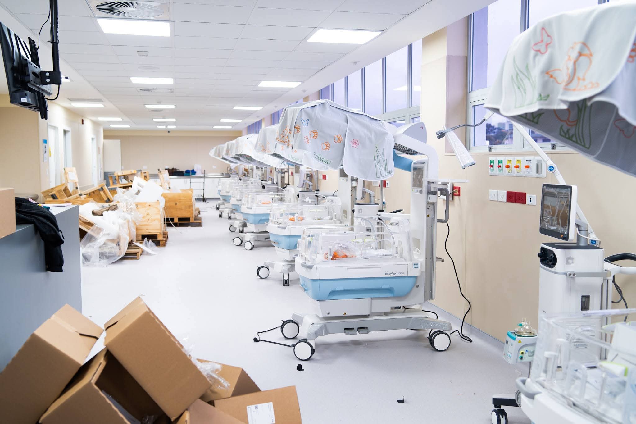 Red Solidaria supervisa Sala Neonatal que beneficiará a miles de recién nacidos