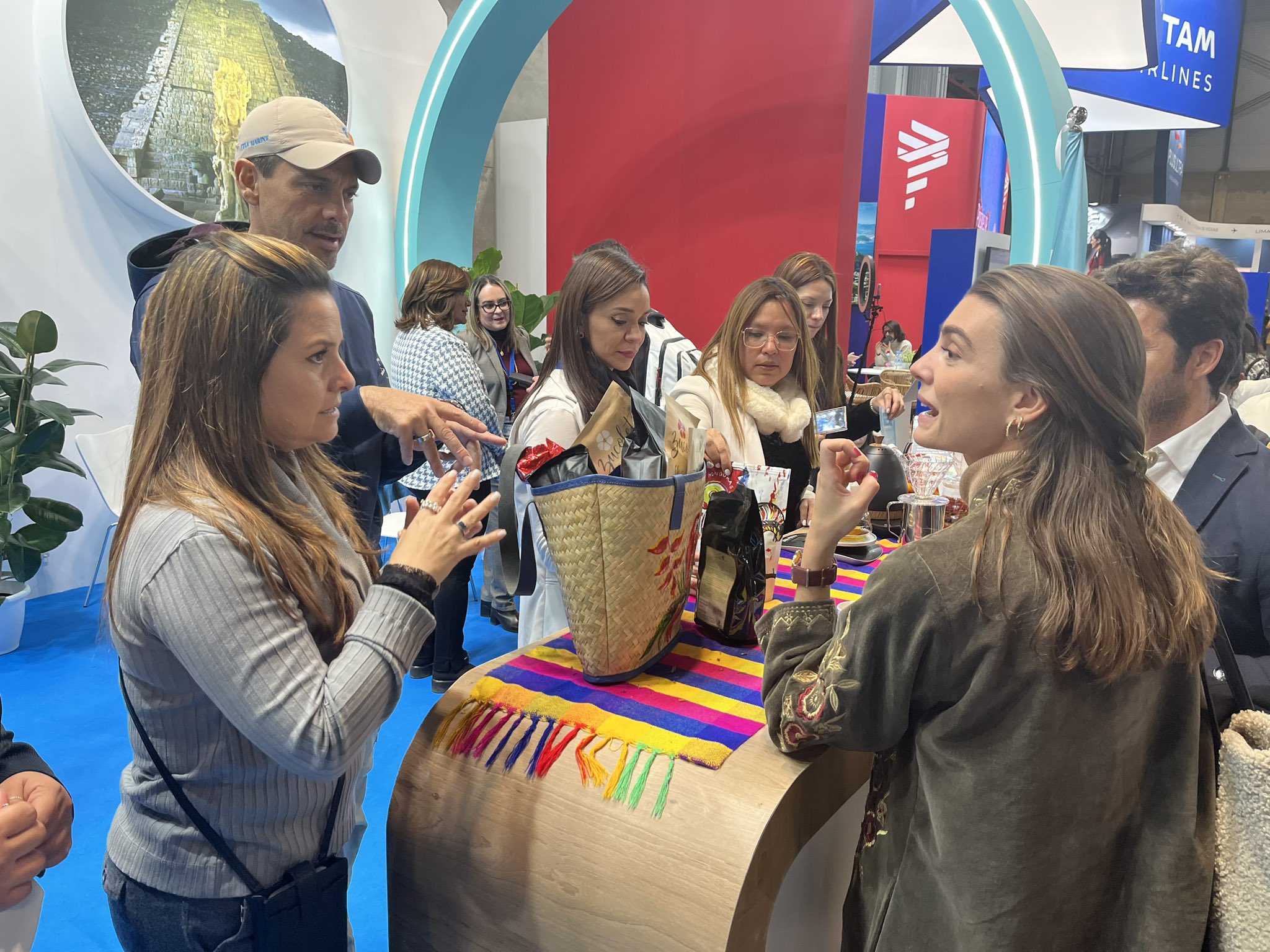 Honduras participa en la Feria Internacional de Turismo de Madrid (FITUR), la más sobresaliente de Europa