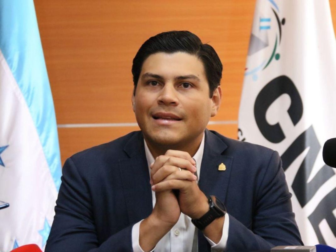 Consejero Marlon Ochoa ¿Por qué las consejeras no aceptan revisar las urnas impugnadas a nivel presidencial?