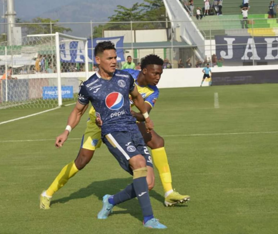 El Motagua suma 3 puntos ganándole fácilmente 3-1 a las jaibas del Victoria en la jornada 12 de la liga nacional de Honduras.