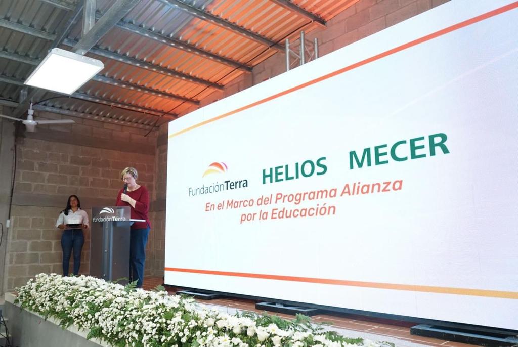Alianza por la educación, mejoran condiciones de tres centros educativos en Choluteca