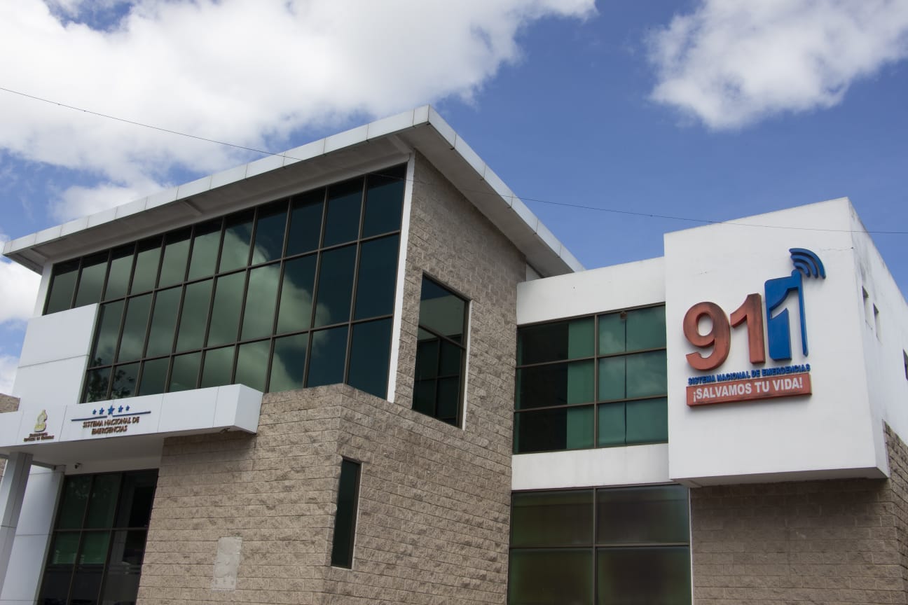 Más de 300 millones de dólares fueron saqueados del 911 por la anterior administración