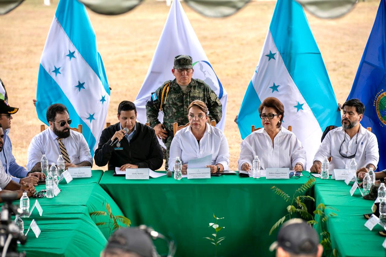 Presidenta Xiomara Castro en Consejo Nacional de Defensa y Seguridad  decretó emergencia ambiental y aprobó estrategia 