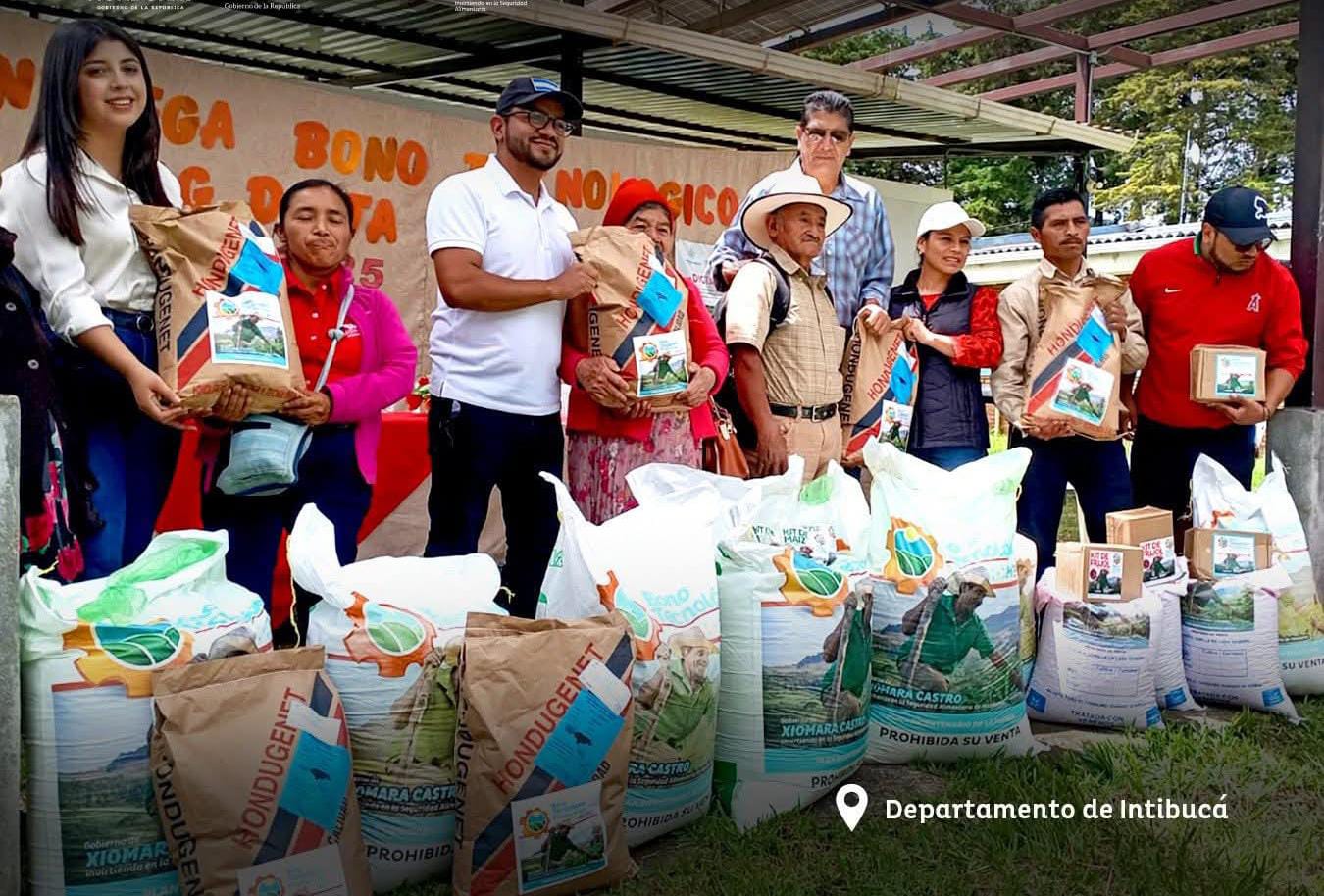 SAG-DICTA continúa con la entrega del Bono Tecnológico Productivo en el departamento de Intibucá