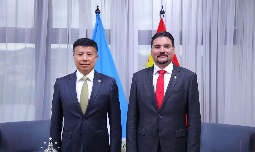 Canciller Javier Bu Soto se reúne con el Embajador de China, para fortalecer la agenda de cooperación bilateral
