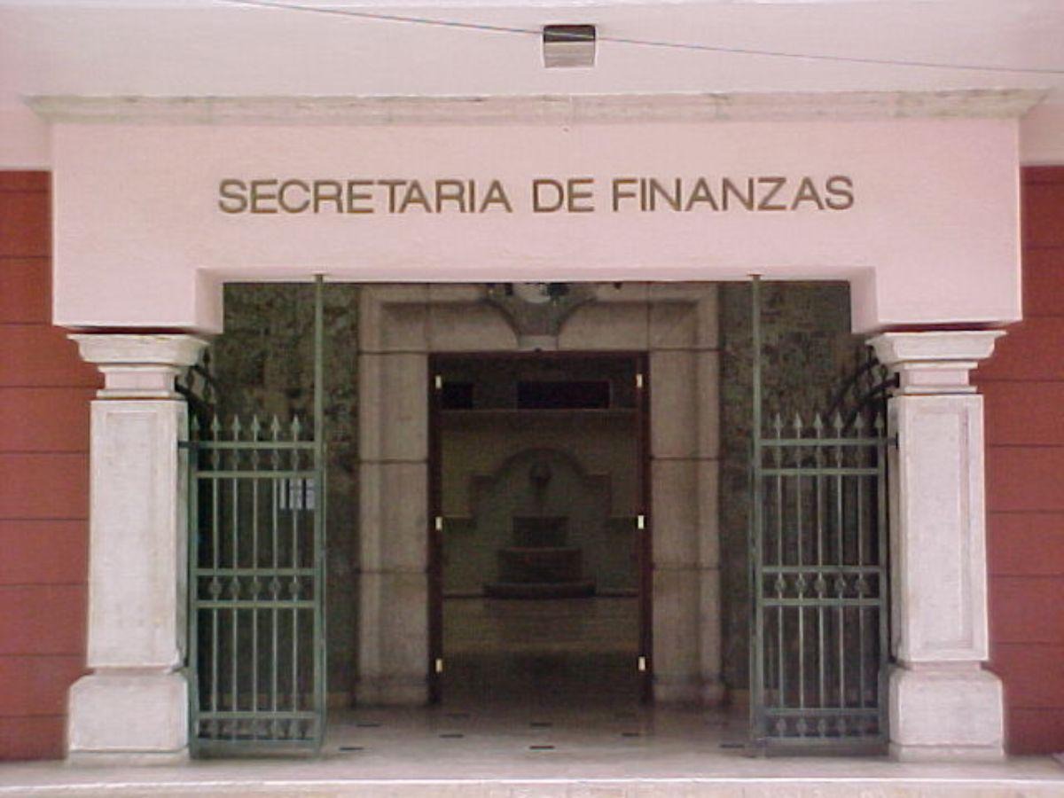 Secretaría de Finanzas destina L300 millones a BANADESA para fortalecer el crédito agrícola