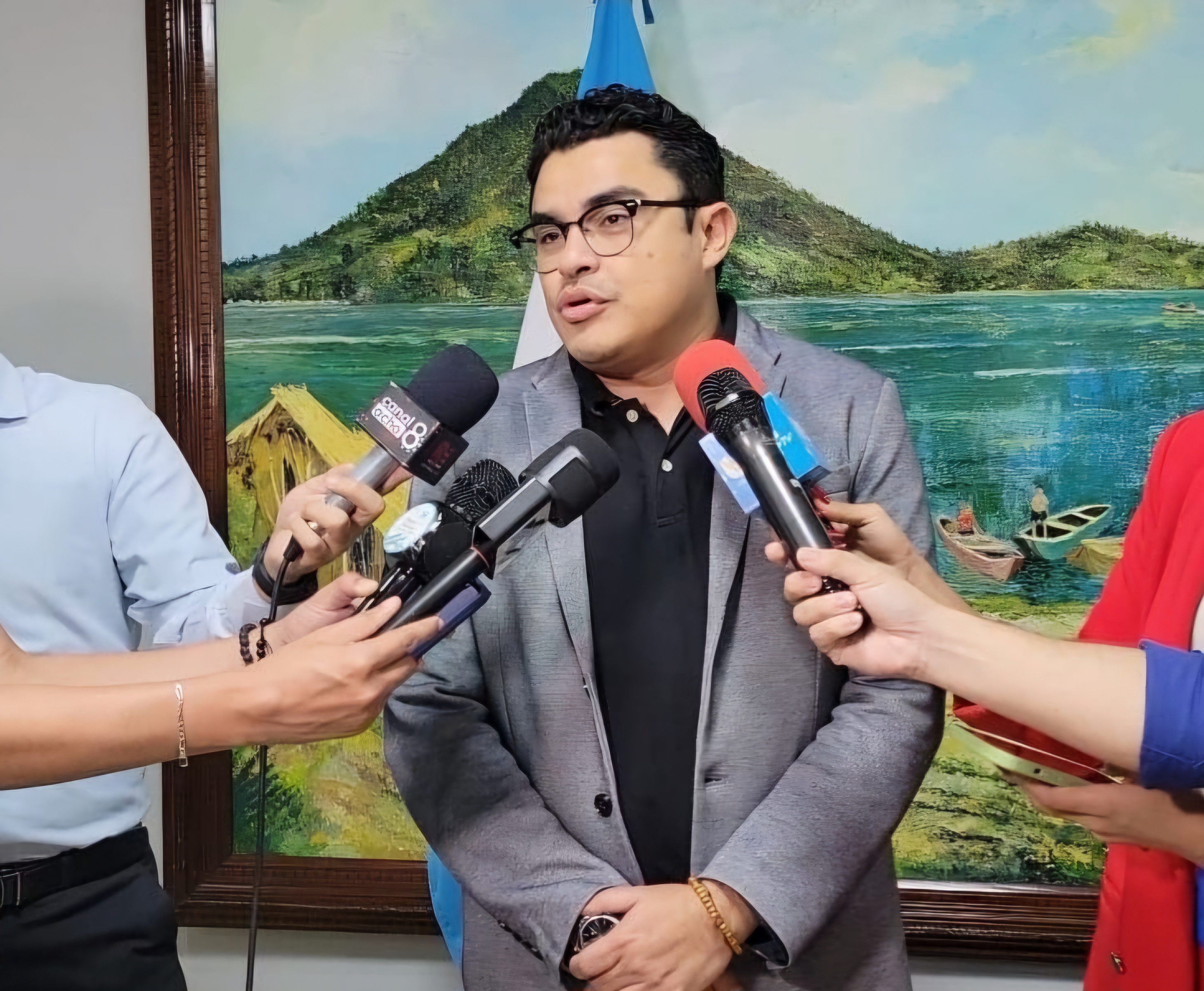 Vicecanciller Gerardo Torres señala campaña de desinformación para desacreditar peritaje de audios