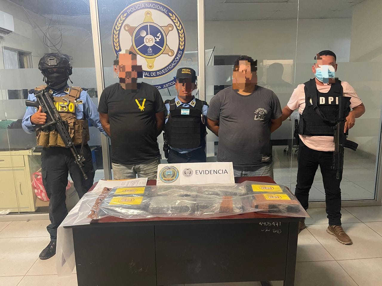 DIPAMPCO desmantela operación de narcotráfico en La Ceiba

 