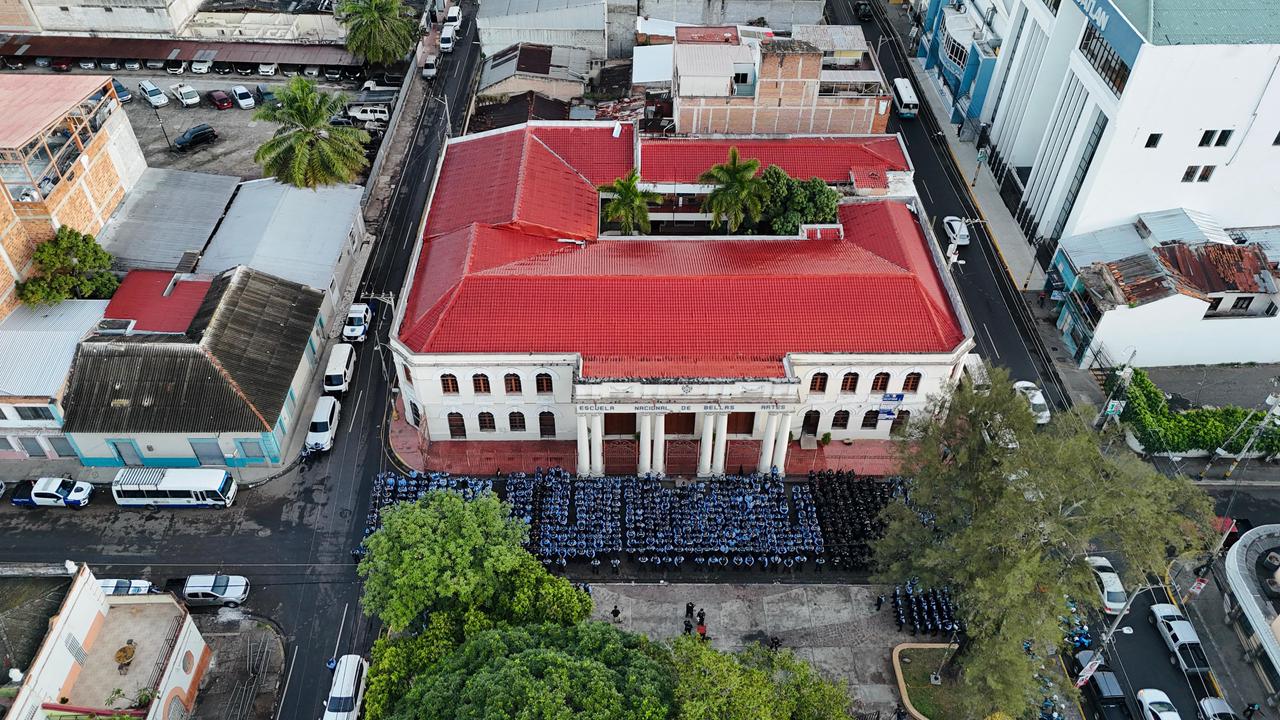 Policía Nacional lanza el operativo “Navidad Segura 2025” a nivel nacional