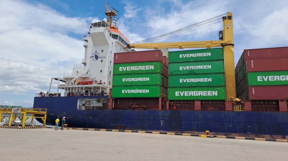 Aduanas proyecta cierre 2025 con recaudación récord de L65,134 millones