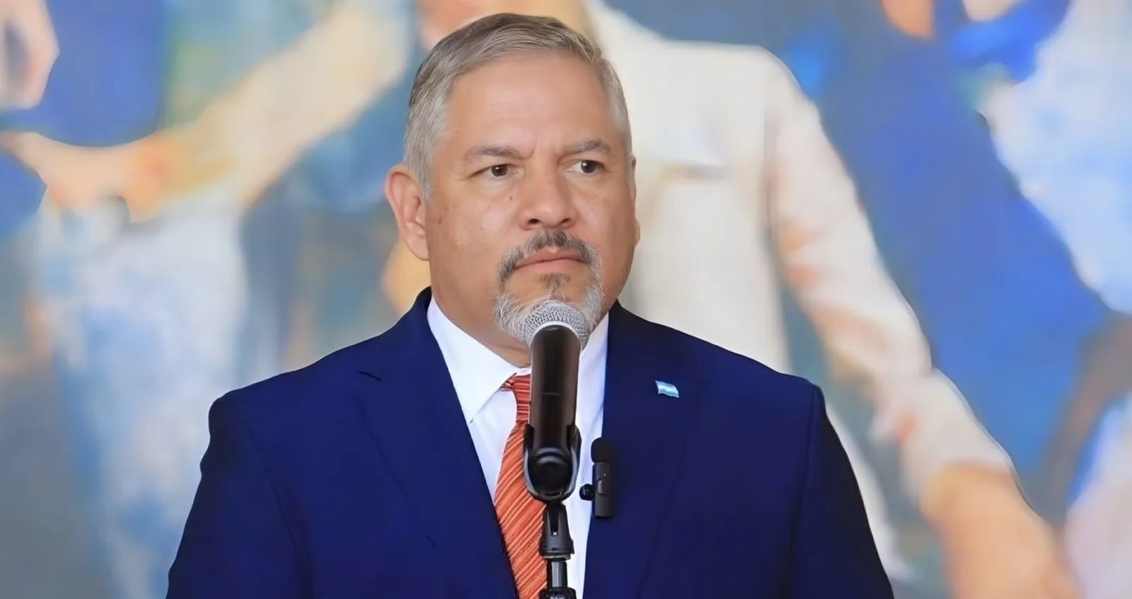 Enrique Reina acusa al bipartidismo de boicotear transparencia electoral...