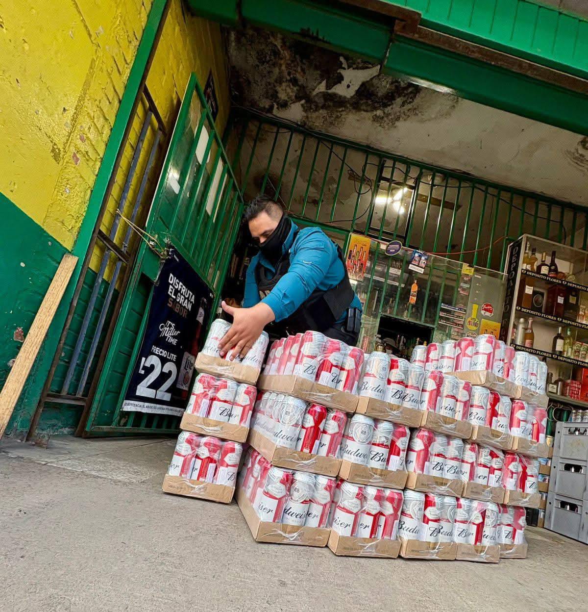 Fiscalía contra Delitos Tributarios decomisa cervezas y cigarros electrónicos supuestamente introducidos por contrabando