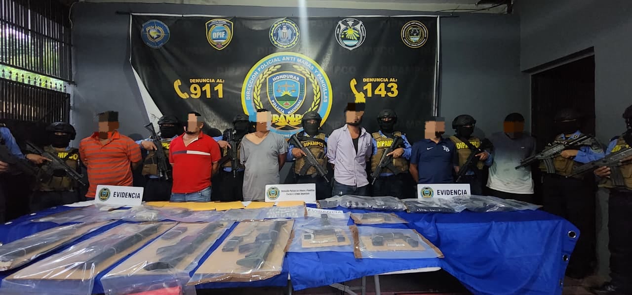 DIPAMPCO desmantela cartel del Atlántico con la captura de seis de sus miembros en San Pedro Sula

...