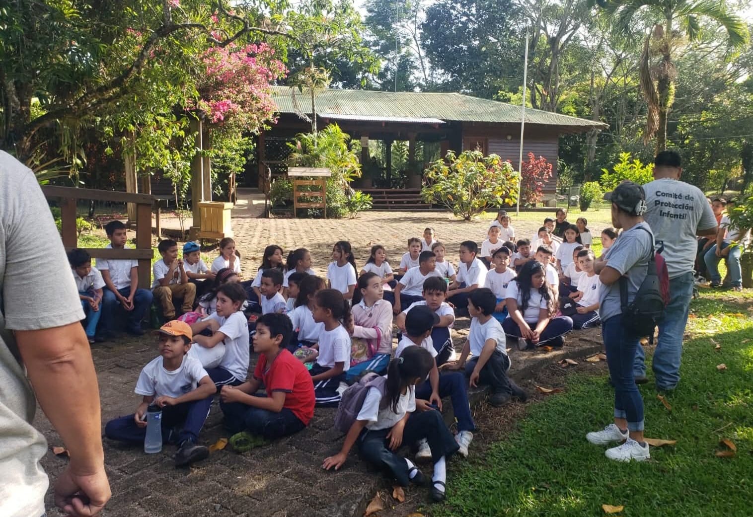 Celebran día del Árbol en el Parque Eco Arqueológico Los Naranjos