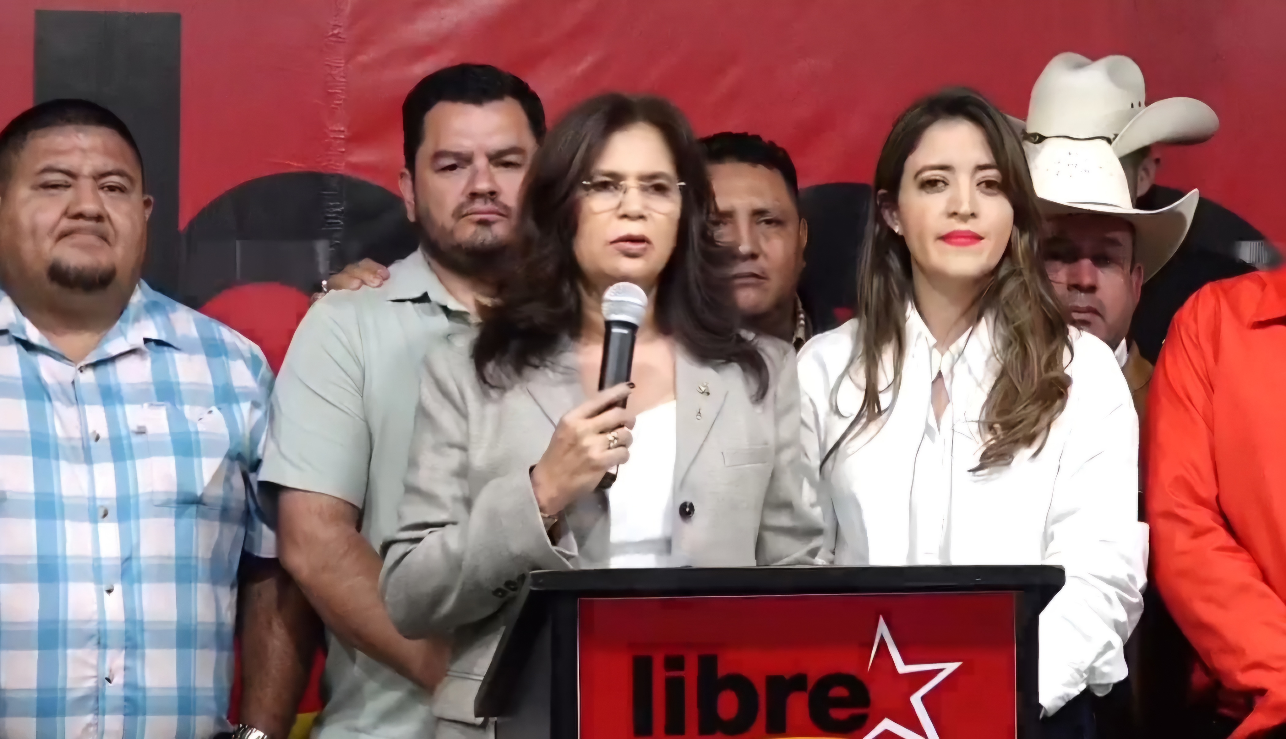 LIBRE rechaza pactos con el bipartidismo y desconoce legitimidad del próximo gobierno