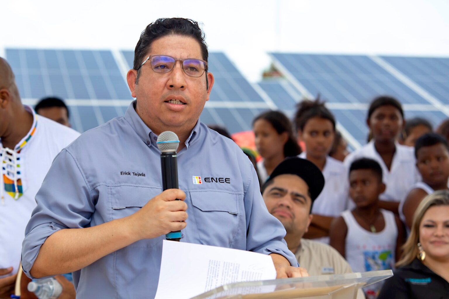 Gobierno actual tiene menor endeudamiento y r&eacute;cord de inversi&oacute;n p&uacute;blica, afirma Erick Tejada