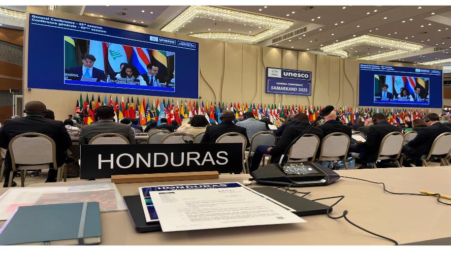 Honduras consolida su liderazgo diplomático y ambiental en la 43ª Conferencia General de la UNESCO