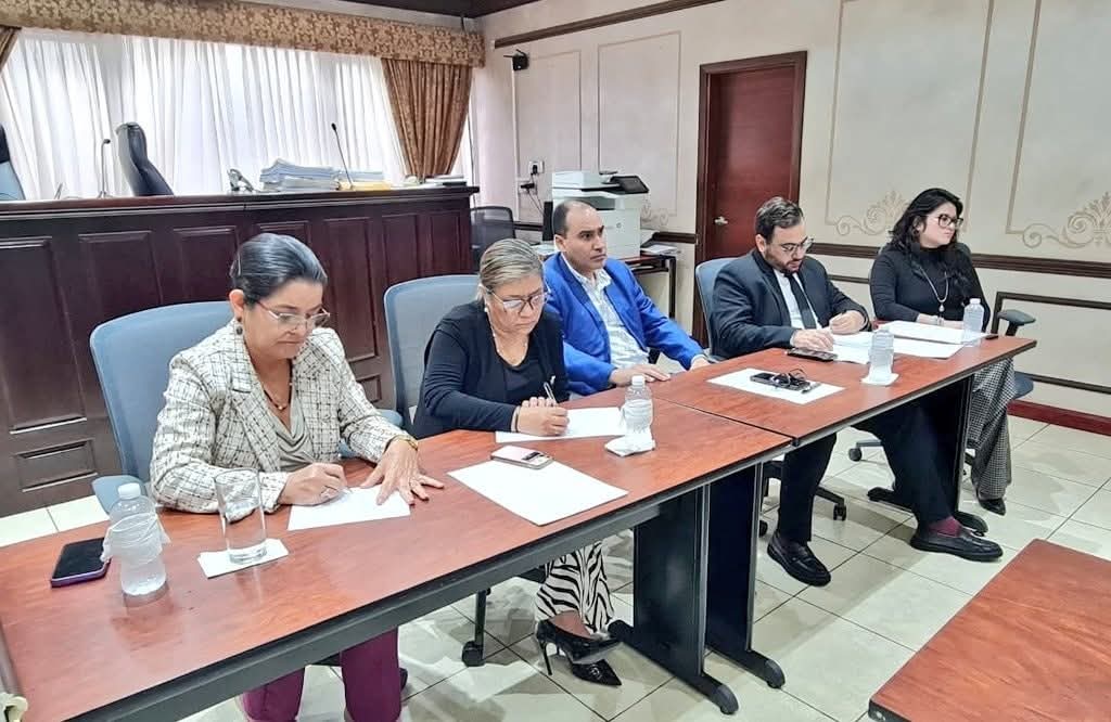 Presidenta del Poder Judicial recibe a representantes de la Plataforma Agraria del Aguán