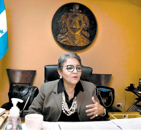 MINISTRA ANARELLA VELEZ
Hemos restaurado cuatro casas de la cultura