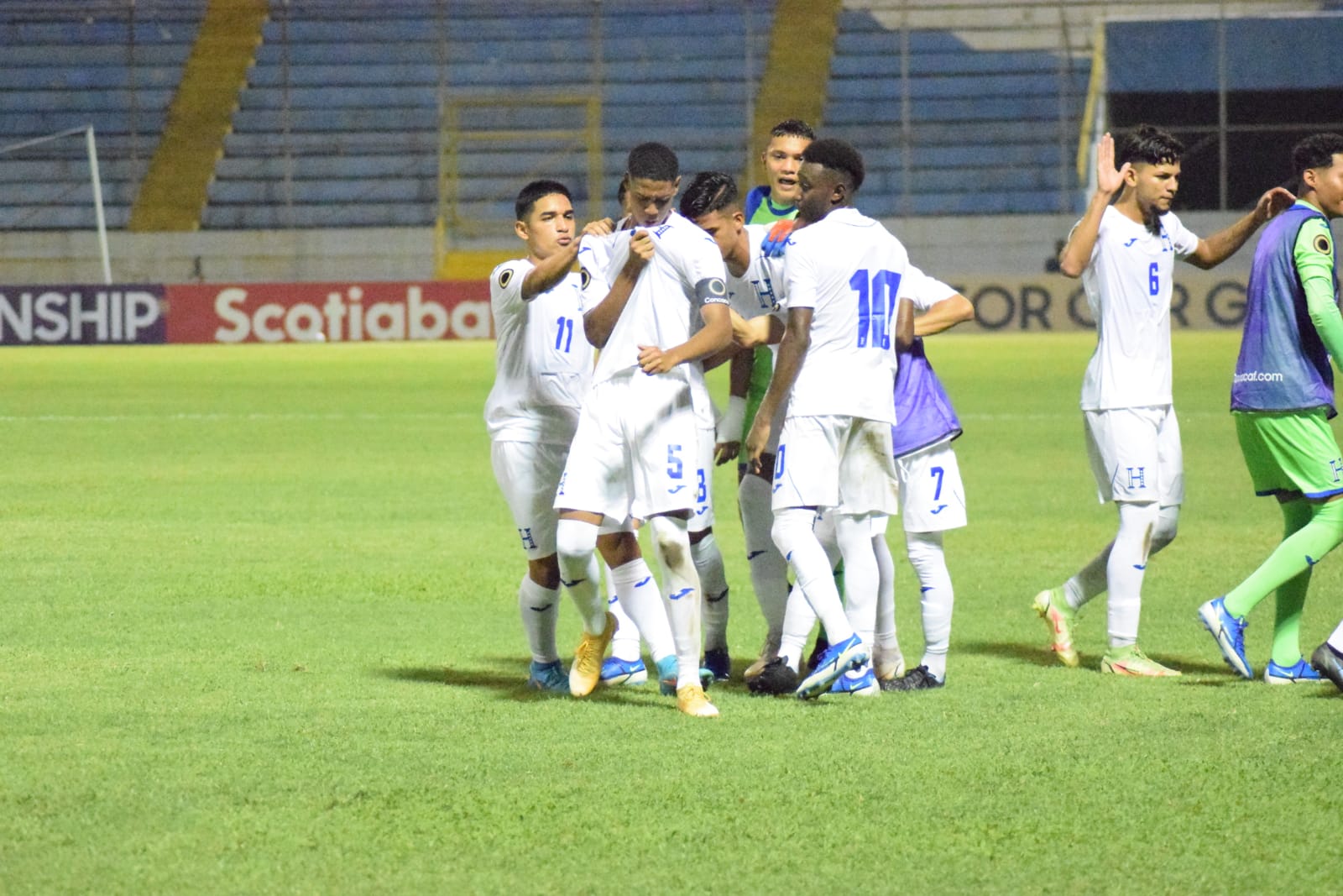 Sobre Antigua y Barbuda…Con goleada debutó Sub-20 de   Honduras