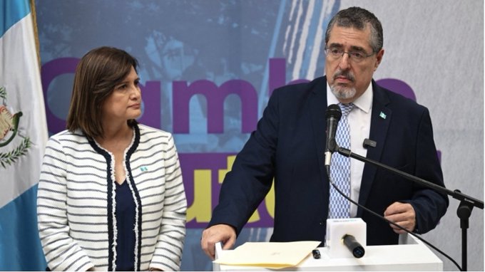 Mandatario electo de Guatemala, Bernardo Arévalo, denuncia intento de golpe de Estado para evitar que asuma el poder