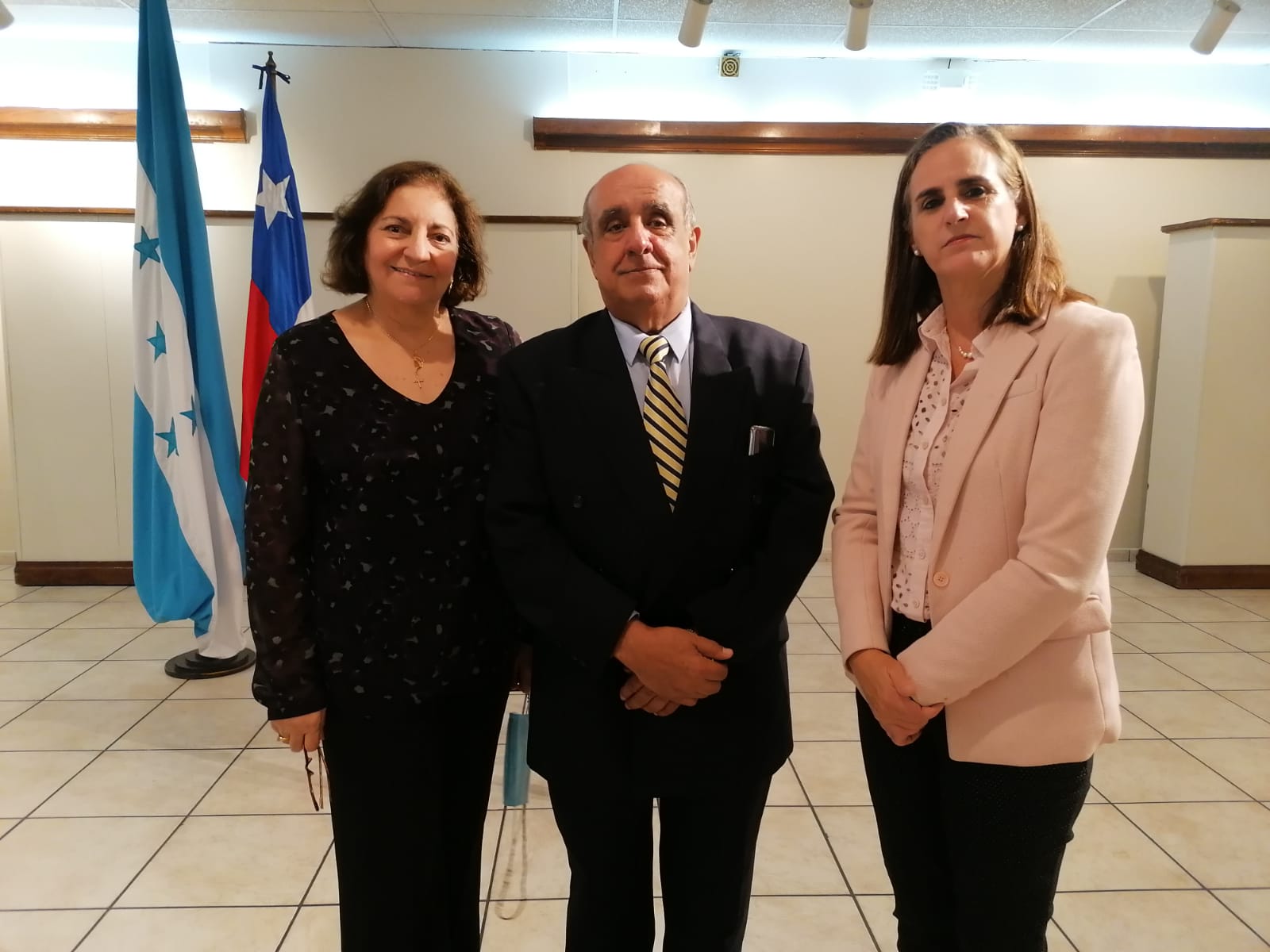Embajada
de Chile abre exposición de Gabriela Mistral en San Pedro Sula                                                    
                                                