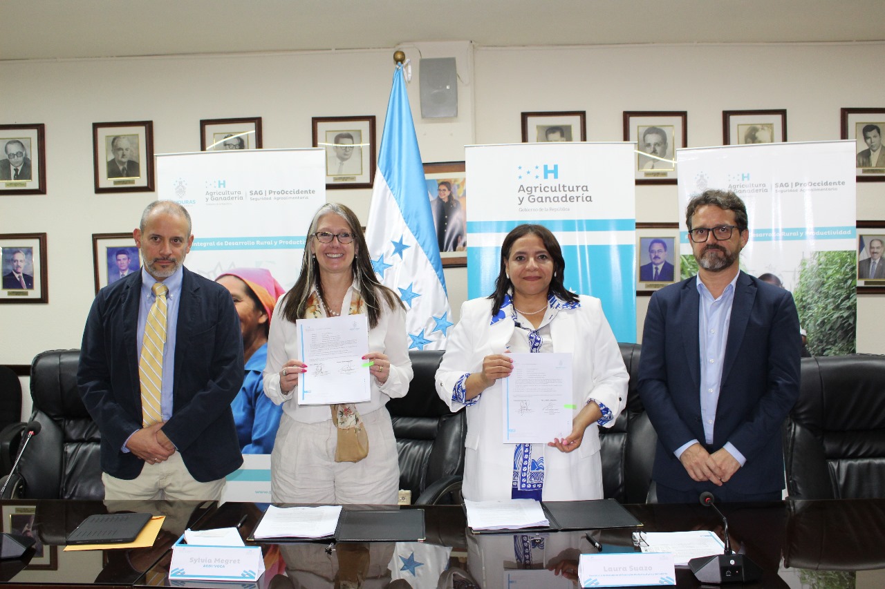 SAG firma convenio para brindar asistencia técnica productiva a productores del Corredor Seco...