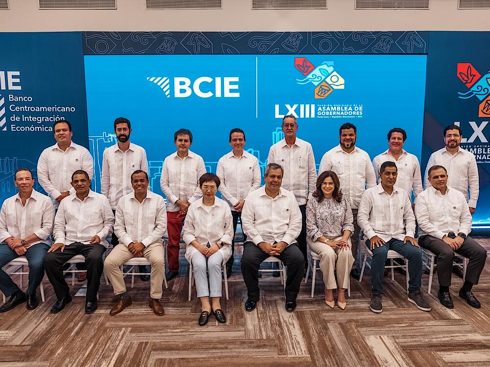 Guatemala asume la presidencia de la Asamblea de Gobernadores del BCIE...