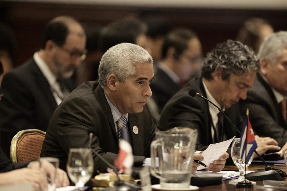 Cuba y Asuntos Exteriores y Culturales de India ratifican voluntad para fortalecer relaciones económicas