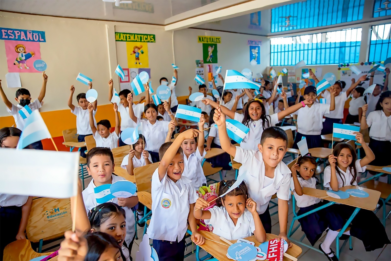 Gobierno de la Presidenta Xiomara ampli&oacute; la alimentaci&oacute;n escolar a m&aacute;s de un mill&oacute;n de ni&ntilde;os y ni&ntilde;as con apoyo del PMA y otras instituciones