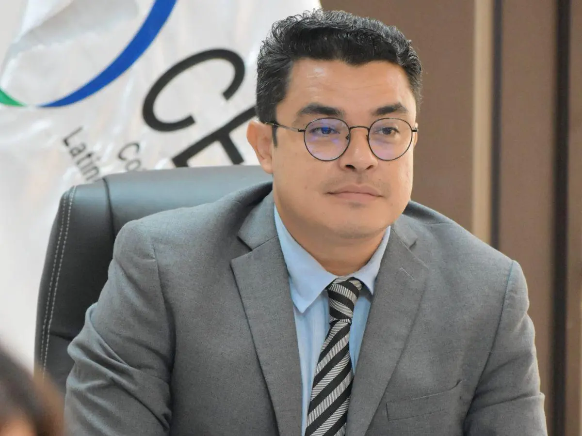 Vicecanciller Gerardo Torres acusa a OEA y UE de “silencio cómplice” ante injerencia de Trump