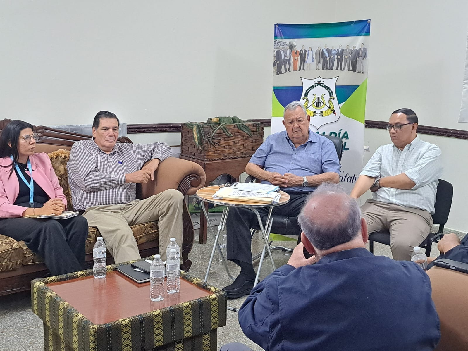 Director del INA sostuvo reunión con alcalde del municipio de Danlí para trabajar en la limitación territorial de la ciudad