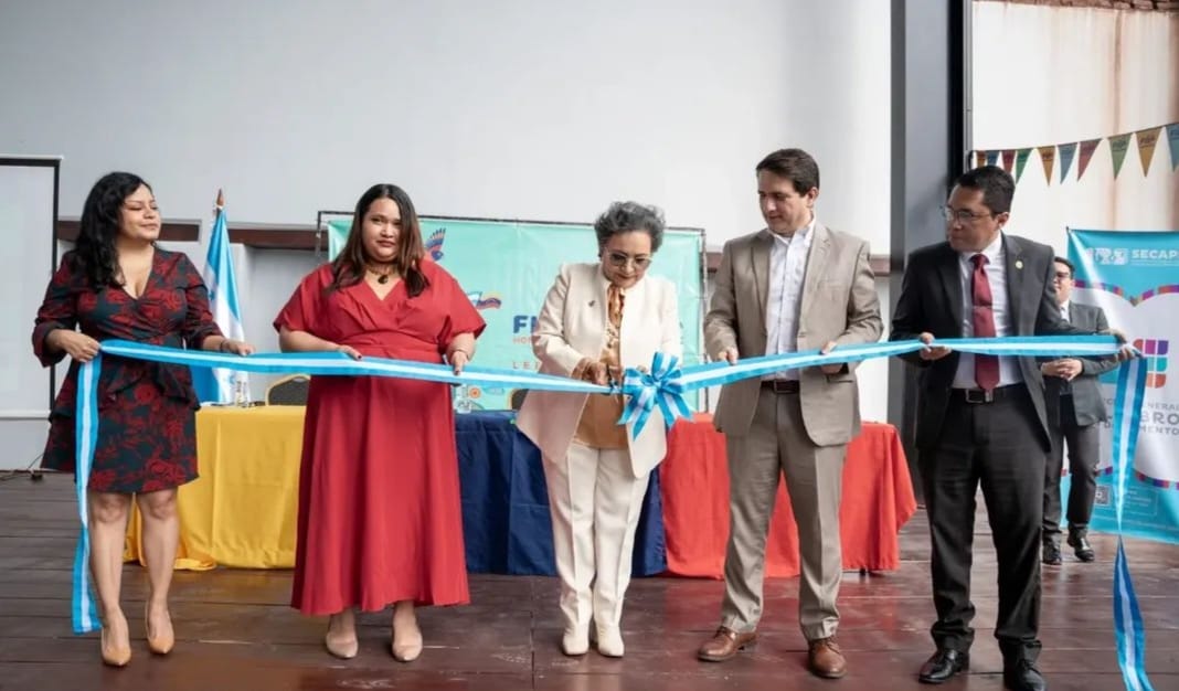 Ministra de SECAPPH inauguró La Cuarta Feria Internacional del Libro en Tegucigalpa