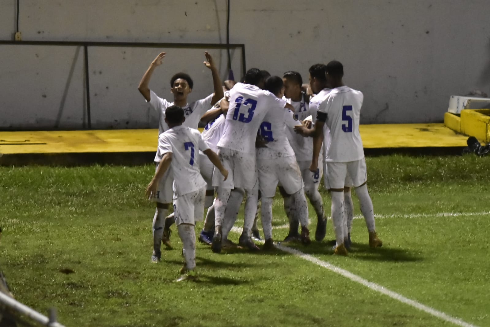 Pre mundial sub 20…Honduras golea a Jamaica y clasifica a los octavos